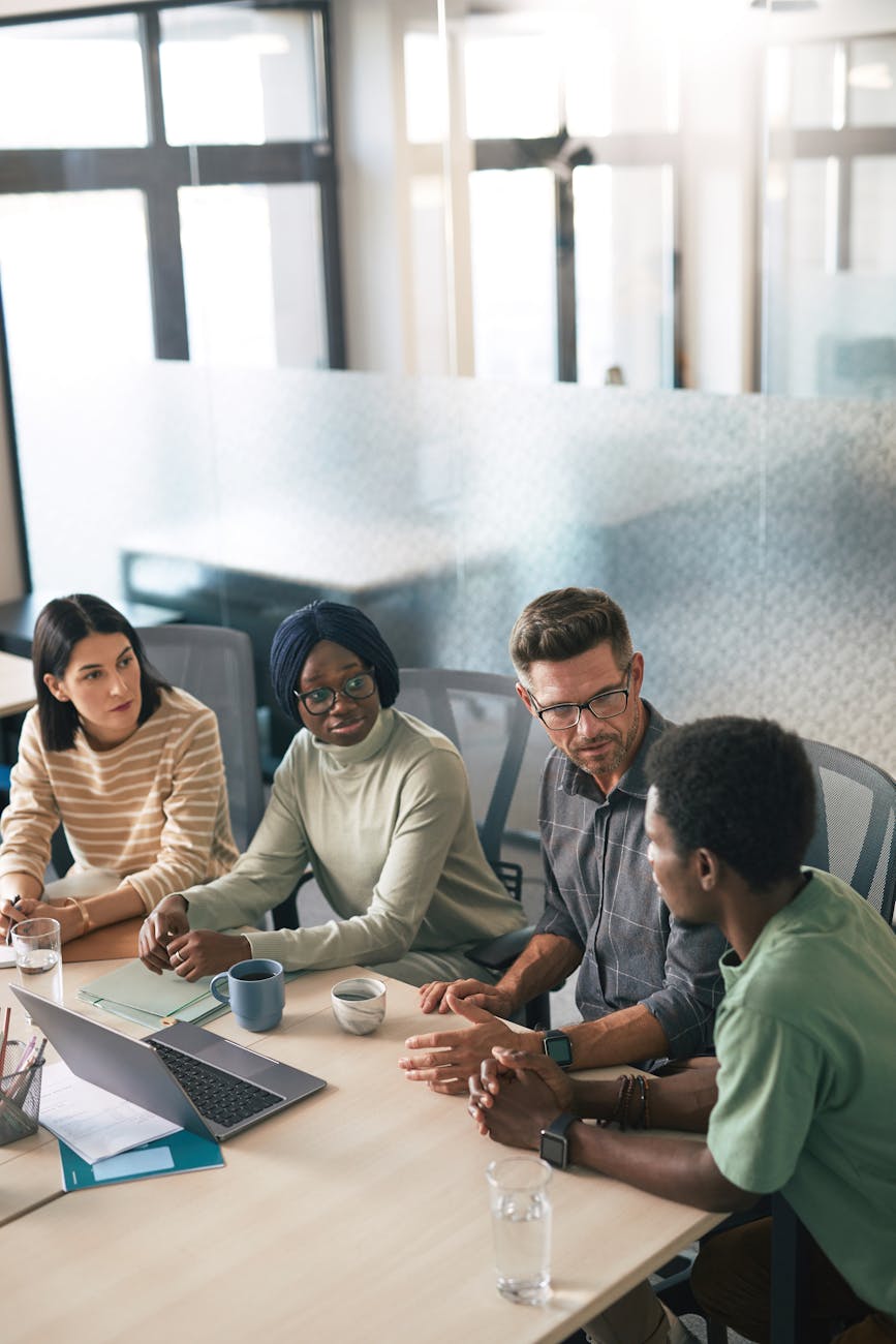 AI for Marketers: 10 Ways to Use ChatGPT and Claude for Content, Ads, and Analytics